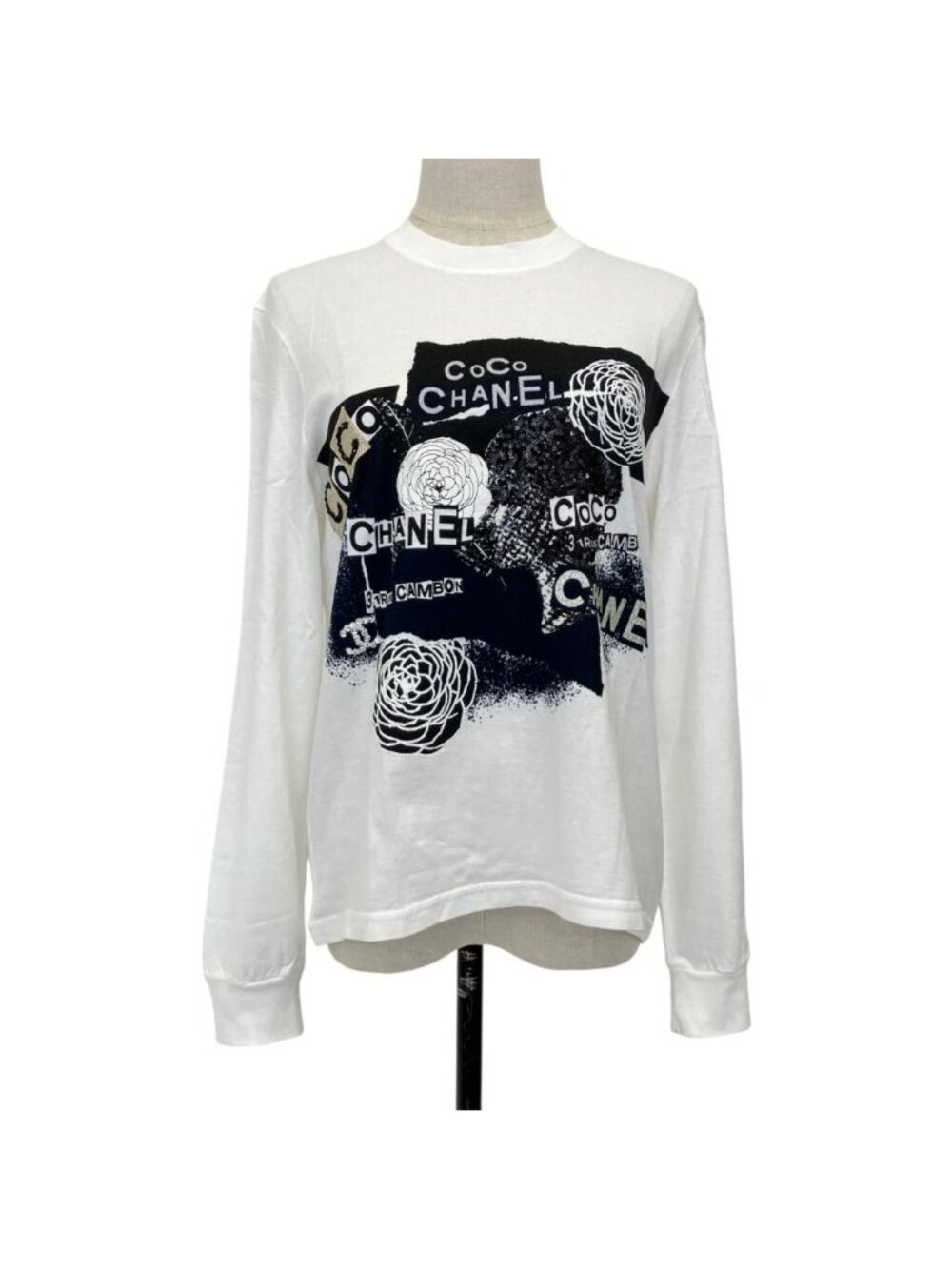 Chanel Graffiti Logo Print CC T-Shirt White Spring Summer Fall Winter XS